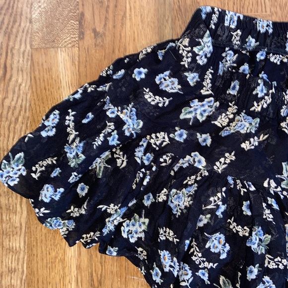 Planet blue blu moon tiered mini skirt - Picture 2 of 7